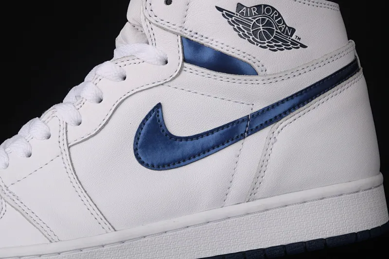 All categories Air Jordan Jordan series basketball shoes Air Jordan 1 High Air Jordan 1 Retro Metallic Navy AJ1 Joe 1 Navy Blue 555088-106